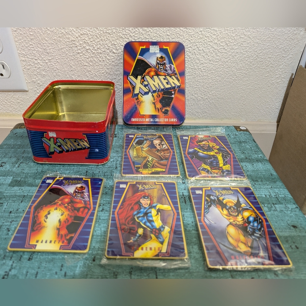 VTG X-Men Metal Collectors Card Set in Embossed Tin 1996
